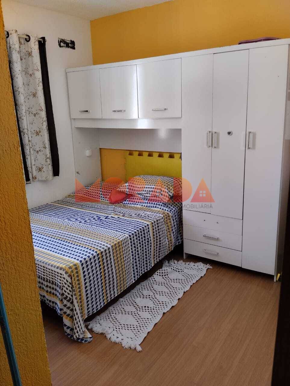 Casa à venda com 2 quartos, 47m² - Foto 9