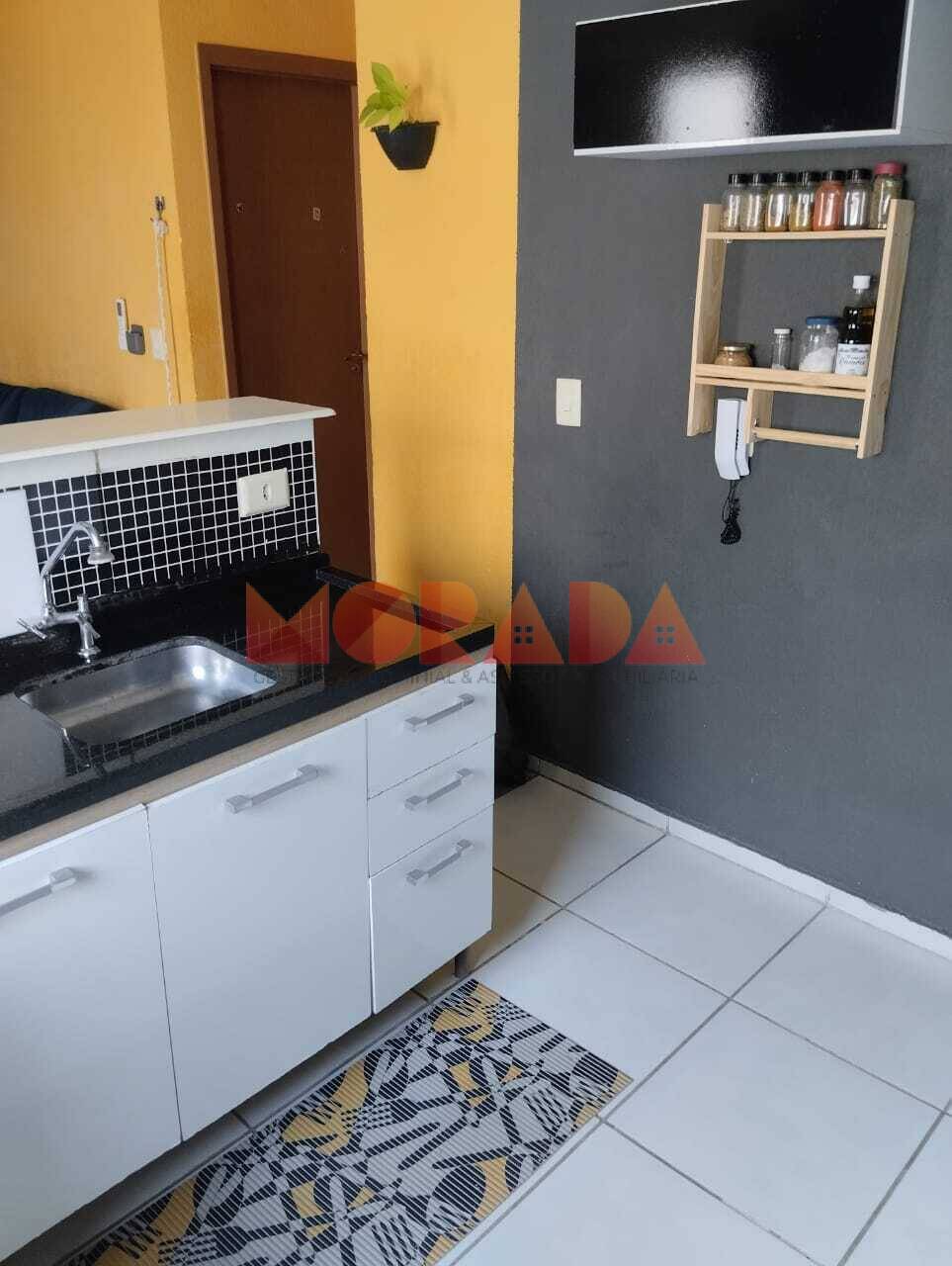 Casa à venda com 2 quartos, 47m² - Foto 7