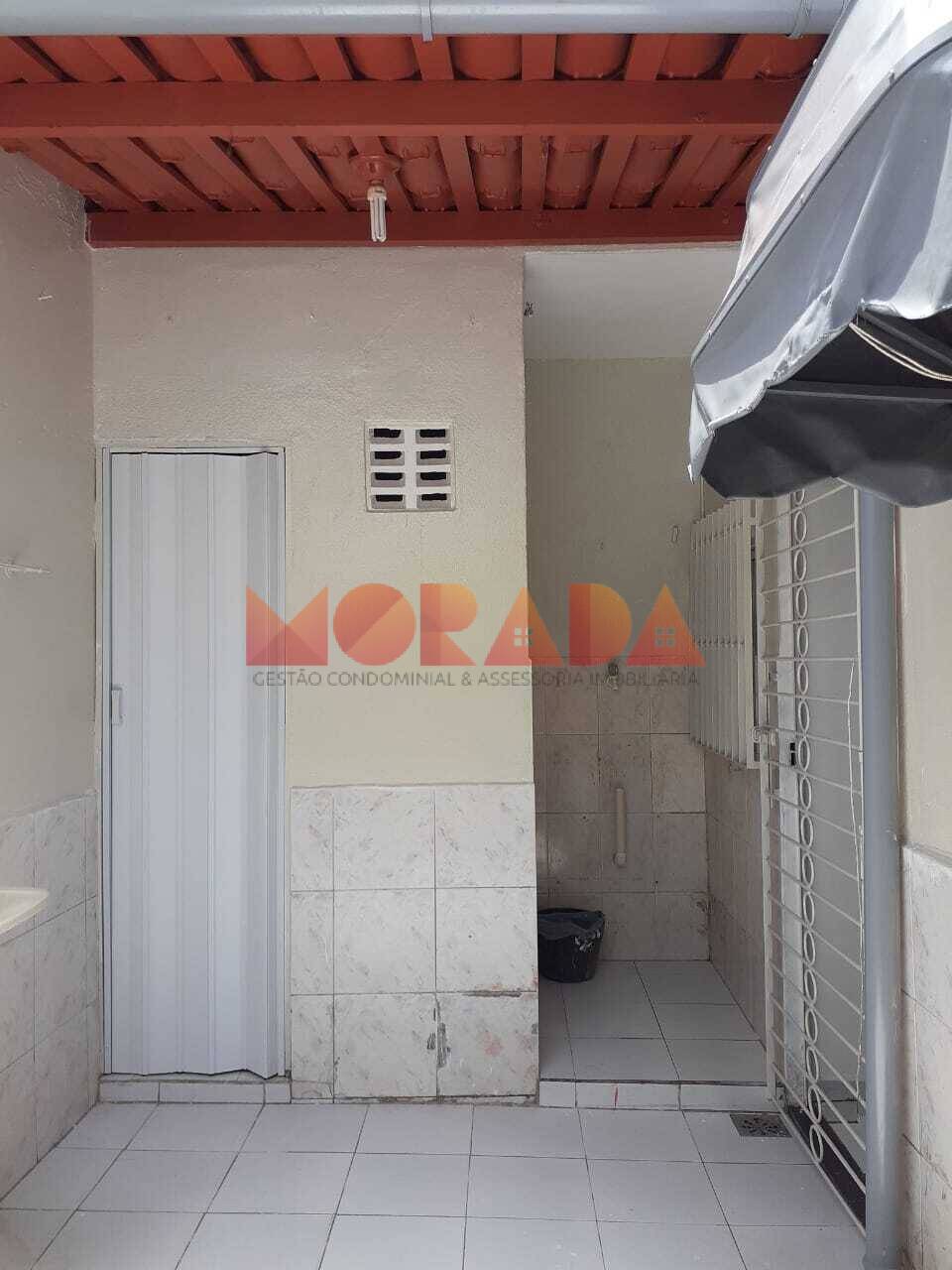 Casa para alugar com 3 quartos, 200m² - Foto 12