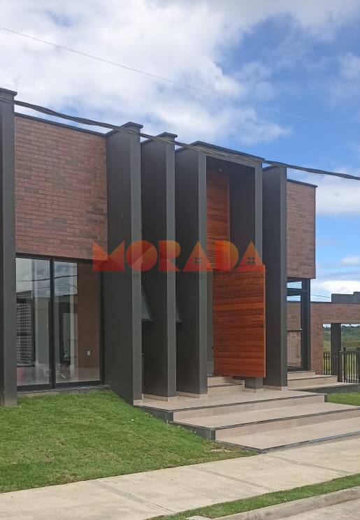 Casa à venda com 2 quartos, 60m² - Foto 5