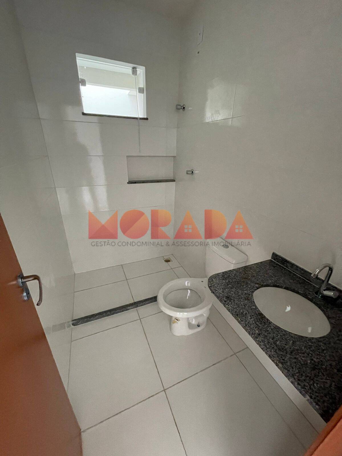 Casa à venda com 2 quartos, 69m² - Foto 4