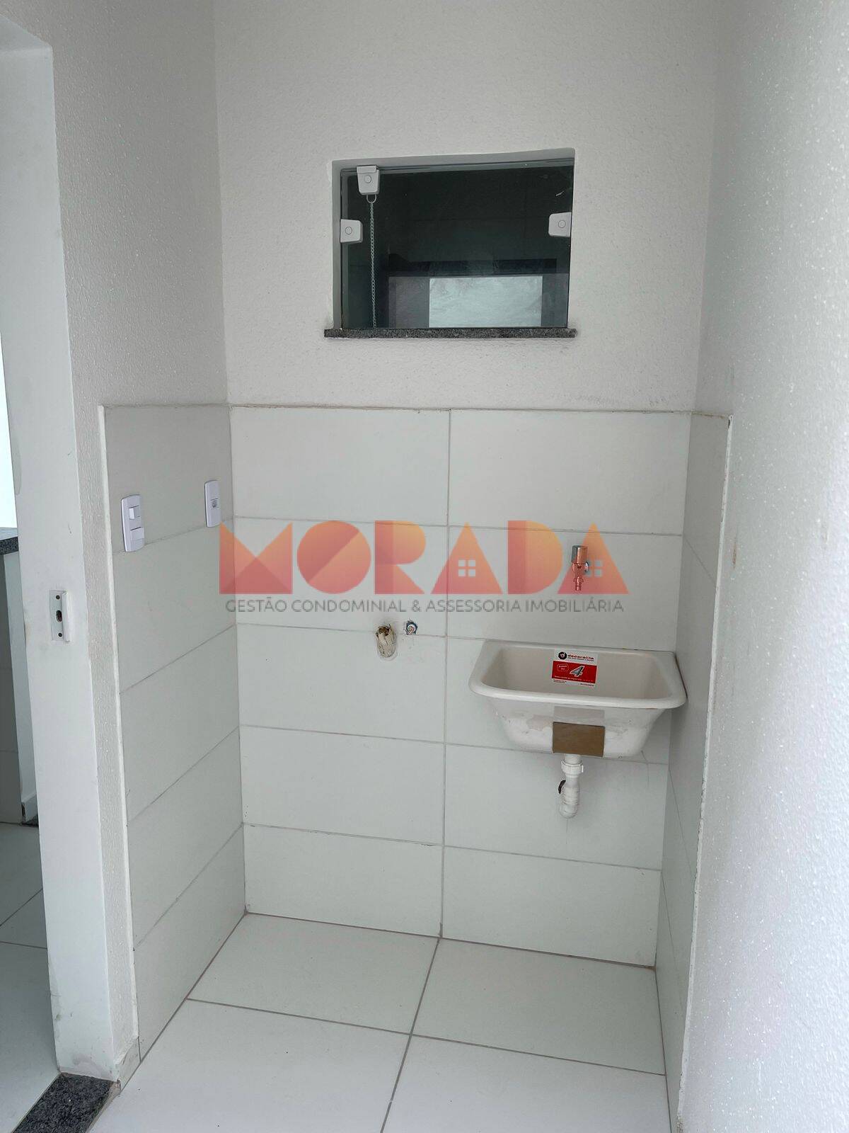 Casa à venda com 2 quartos, 69m² - Foto 6