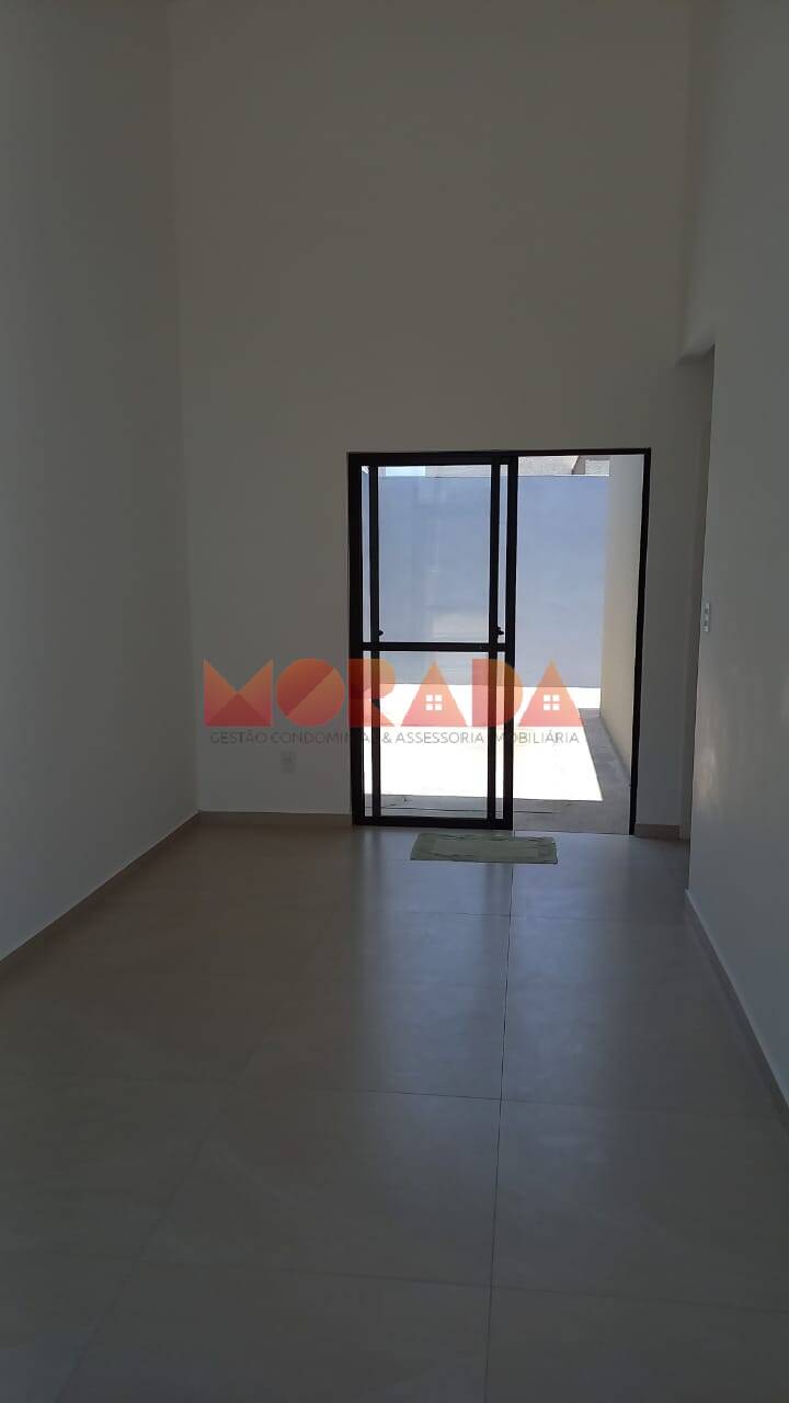 Casa para alugar com 2 quartos, 54m² - Foto 2