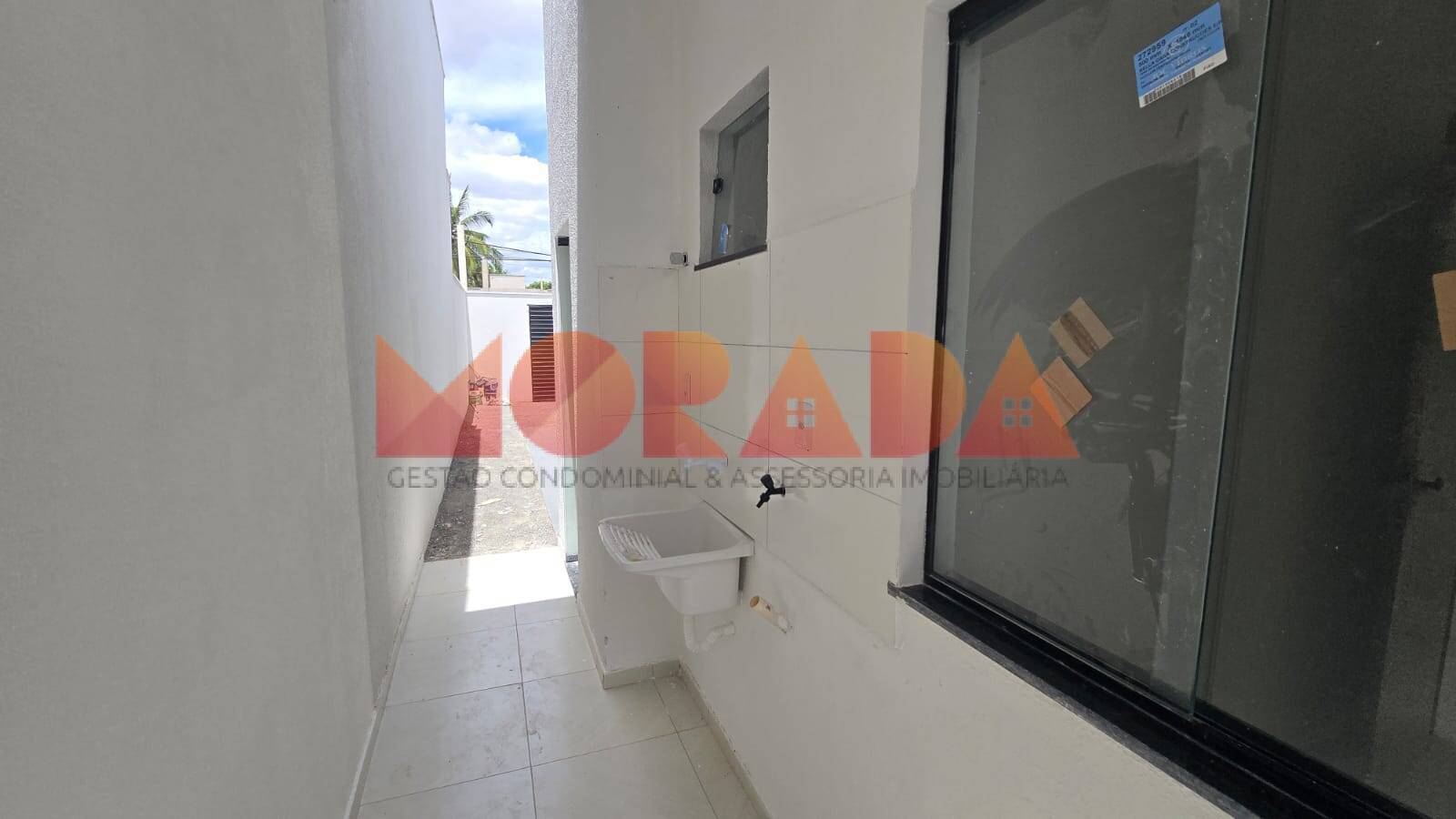 Casa à venda com 2 quartos, 54m² - Foto 12